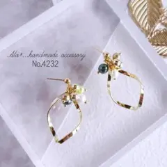 No.4232　ゴールドひねりフープとパール　ピアス/イヤリング