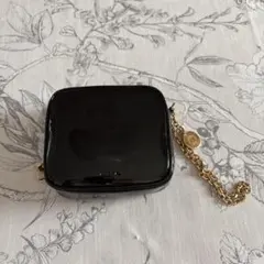 【新品未使用】LOEWE ロエベ パテントレザー ミニポーチ チェーン付 黒のサムネイル