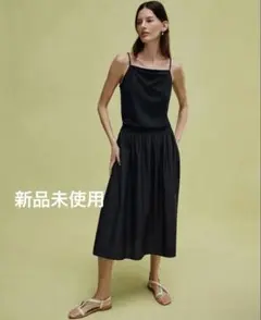 新品タグ付きTheoryセオリーブラックキャミワンピース