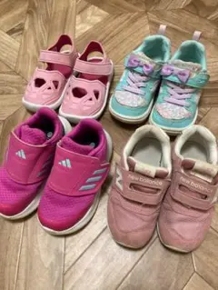 女の子　スニーカー　まとめ　14〜15.5