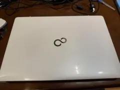 富士通 LIFEBOOK AH53/B2 ホワイト ACアダプター付き