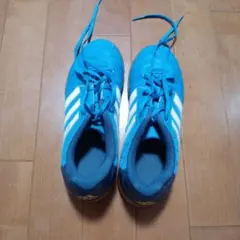 adidas adizero フットサルシューズ 青