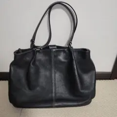 agnès b. Voyage ブラックレザーハンドバッグ