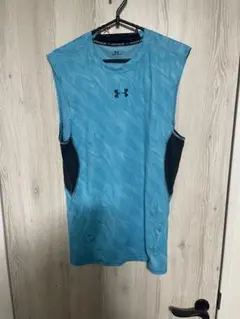 UNDER ARMOUR ノースリーブトップス ブルー XLのサムネイル