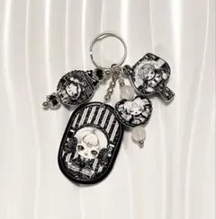 スカルパンダSKULLPANDAじゃらじゃらキーホルダー - メルカリ
