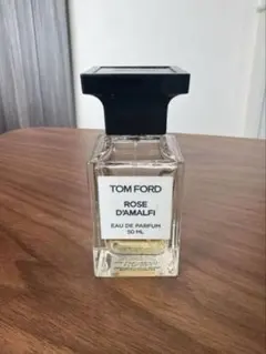 TOM FORD ROSE D'AMALFI オードパルファム 50mlのサムネイル
