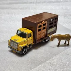 267.日本製トミカ フォード キャトル トラック風 クリアケース入り