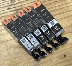 Item thumbnail for item ba79b738-b044-4cde-b5c5-7a5588acb669