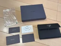 PRADA ブラック 三つ折り財布