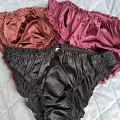 サテンショーツ