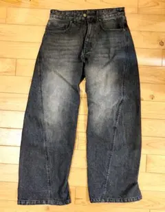 WYM ブラックデニムパンツ ワイドシルエットのサムネイル