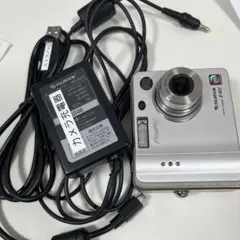 【ジャンク】FUJIFILM FinePix F410 デジタルカメラ 本体のサムネイル