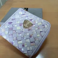【最終価格】極美品★アタオ折り財布ミリモ L字ファスナークリスタルマリアのサムネイル