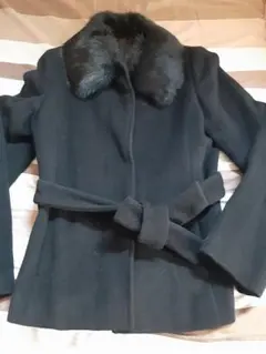 美品☺︎コムサイズム☺︎♫アンゴラ混コート　黒　襟ファー　ベルト付き