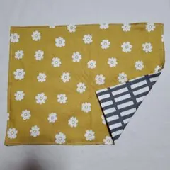 北欧調　花柄のランチョンマット