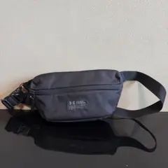 UNDERARMOURのサムネイル