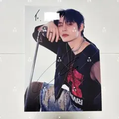 Item thumbnail for item 51e937de-82e5-4702-8306-84d671c9cf30