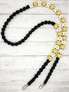 Mi_pp様専用 マクラメ スマホショルダー 花モチーフ ナチュ ハンドメイド