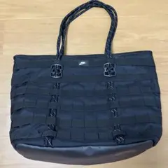 NIKE トートバッグ ブラックのサムネイル