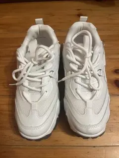 LOVE HUNTER 厚底スニーカー　ダッドスニーカー　ホワイト