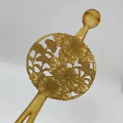 112319 アンティーク　本牛甲　透彫　菊　平打　かんざし