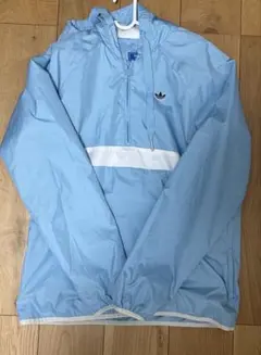 adidas ナイロンジャケット 水色
