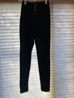 スキニーパンツ