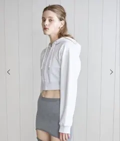 【超美品】H BEAUTY&YOUTH ドライタッチスウェットジップパーカー