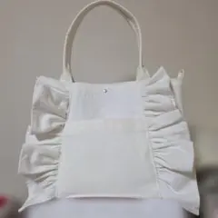 ♥️デニムリメイクバック♥️ フリルトートバックハンドメイドホワイト