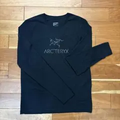 ARC'TERYX ロゴ長袖Tシャツ Sサイズのサムネイル