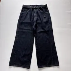 完売品美品】Levi