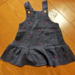 この画像は、ZARA（ザラ）のベビー用ニットジャンパースカート