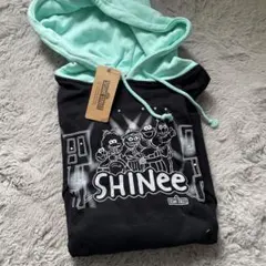 2026年最新】shinee オニュ tシャツの人気アイテム - メルカリ