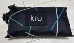 kiU レインポンチョ ブラック 総柄のサムネイル