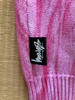 Stussyピンクニット