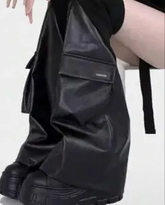 polve Y2Kブラックフェイクレザー リブ ボリュームレッグウォーマー