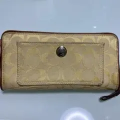コーチ ラウンドファスナー シグネチャー 長財布