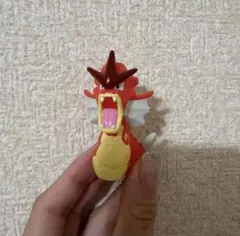 希少品 当時物 ポケモンキッズ ソフビ 指人形 ギャラドス 色違い レア品】ポケモンキッズ 指人形 ギャラドス 色違いVer 希少 - メルカリ