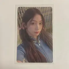 LESSERAFIM カズハ DIFFERENT トレカ hmv ラキドロ