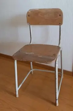 週末SALE［引取り限定］学校 椅子 レトロ インテリア