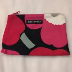 marimekko ウニッコ柄 ポーチ