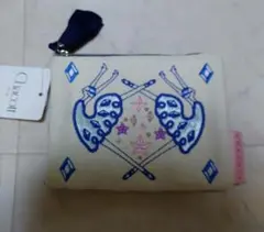 CHACOTT 刺繍デザイン ポーチ 雪の精マスクポーチのサムネイル
