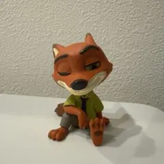 肩ズンフィギュア　ディズニー　カプセルトイ