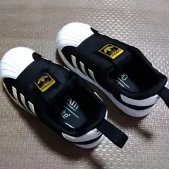 adidas Superstar キッズシューズ ブラック/ホワイト　15cm