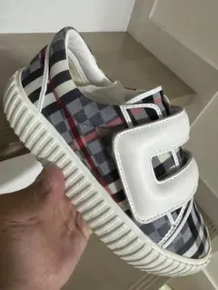 Burberry チェック柄 スニーカー 31サイズのサムネイル