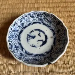 【断捨離】レトロ　古物　青い花模様 陶器の皿 直径約10cm 醤油皿