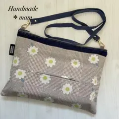 BOXティッシュショルダー サコッシュ　保育士　ハンドメイドmam