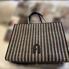FURLA かごバックのサムネイル