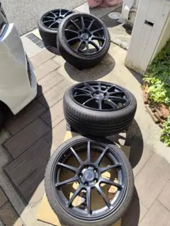 SSR　GTV02 18インチ タイヤホイール 4本セットのサムネイル