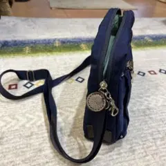 美品　カナナプロジェクト　ショルダーバッグ　軽量　旅行　ネイビーのサムネイル